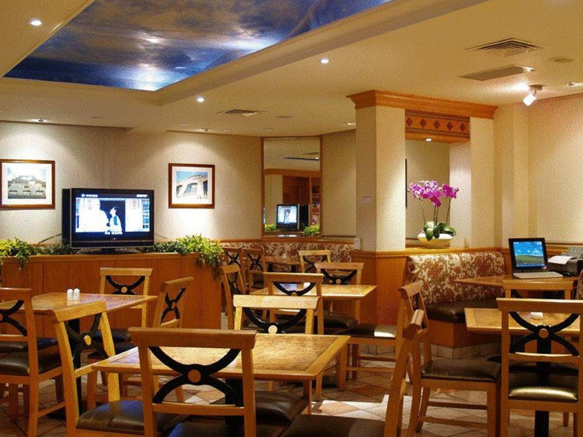 Dong Wu Hotel Тайбей Екстер'єр фото
