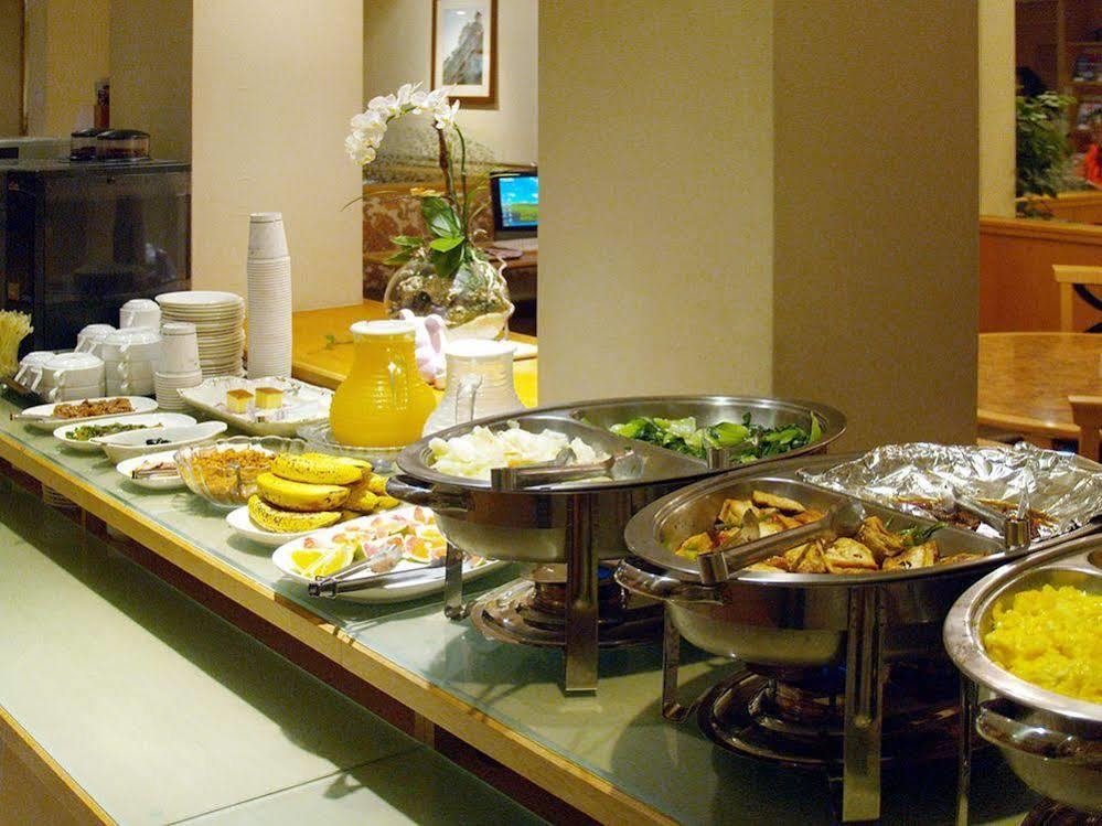 Dong Wu Hotel Тайбей Екстер'єр фото